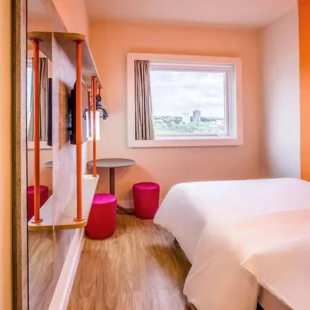 Ibis Budget Uberlândia Exterior photo